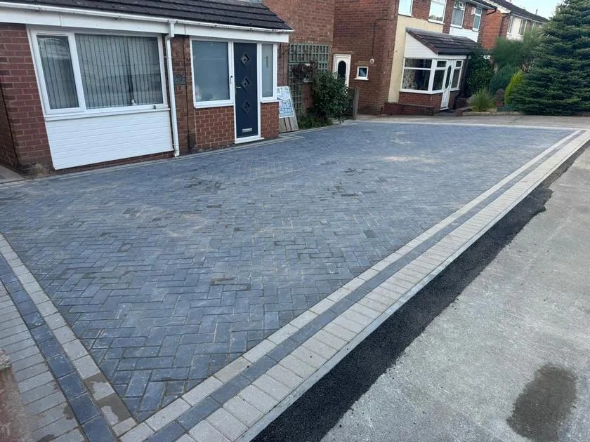 Fencing & Paving work example 2